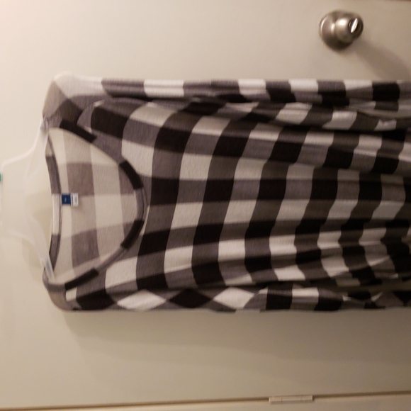 Long sleeved tshirt  ( New ) - Picture 3 of 3